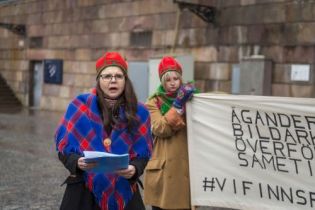 Ylva Gustafsson: Barnen frös där de stod avklädda. rasbiologerna mätte... allt | Amnesty Sápmi