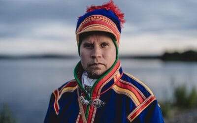 Jojkworkshop för medlemmar med Simon Issát Marainen